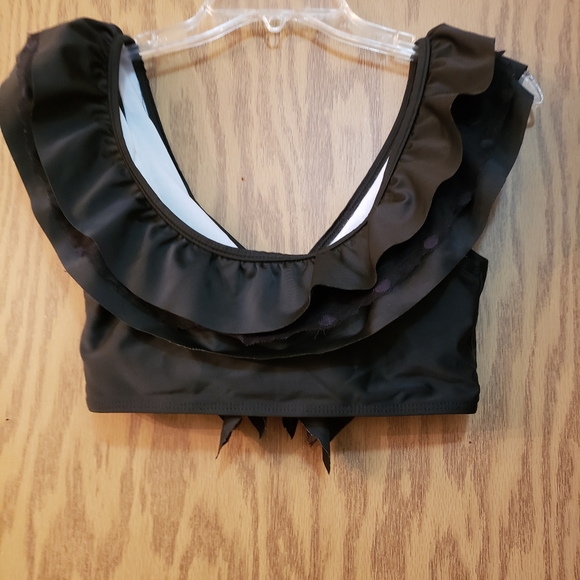 Beautiful, black, 4 tiered, ruffle swim top. Never worn. - Picture 2 of 4